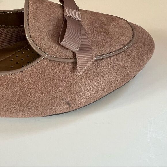 LifeStride Renada Preppy Suede Vegan Bow Mocha Mousse Flat Loafer Small Spot -8M - Picture 15 of 15